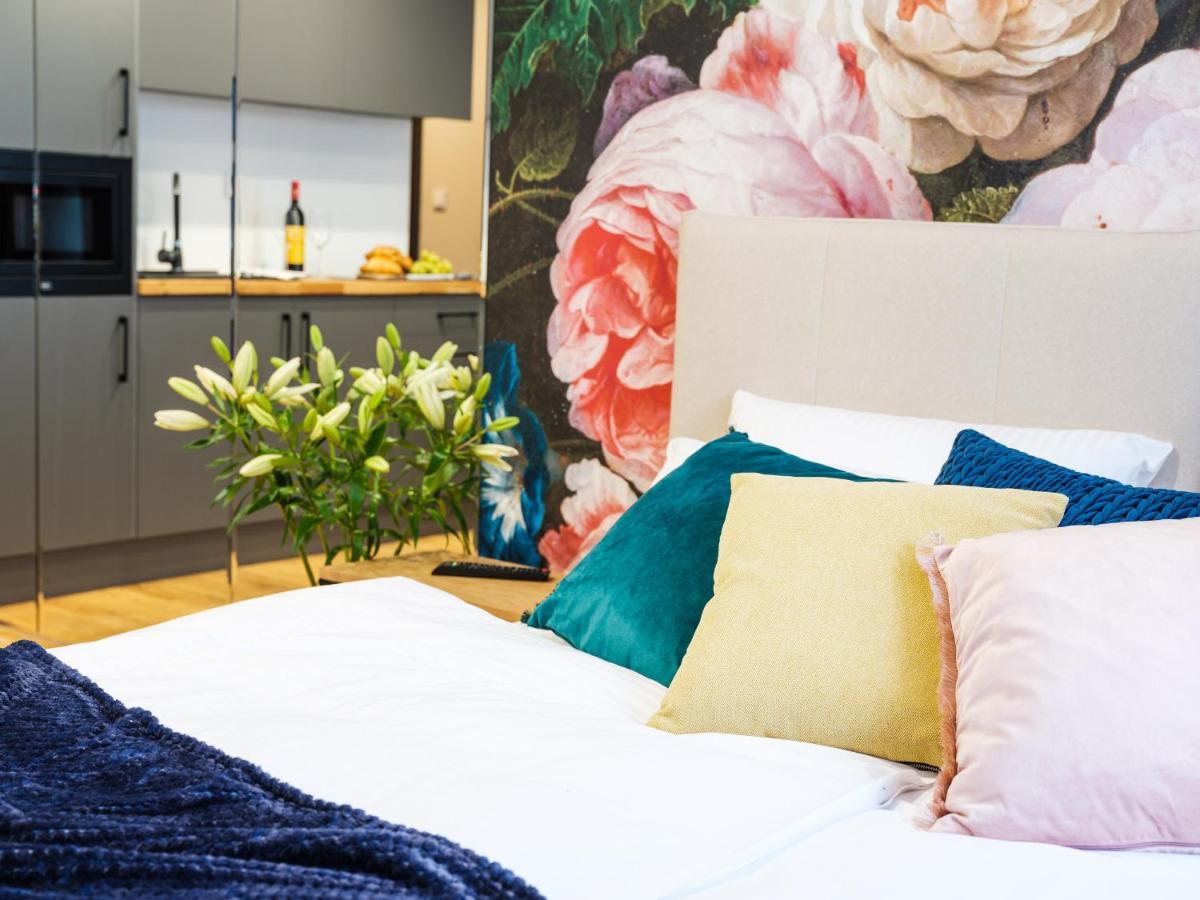 Aparthotel Inspire Miodova Residence คราคูฟ ภายนอก รูปภาพ